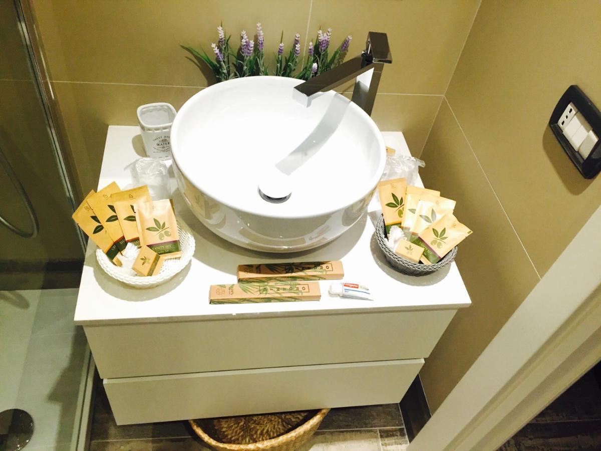 Il Pavone Bed and Breakfast Bari Eksteriør billede